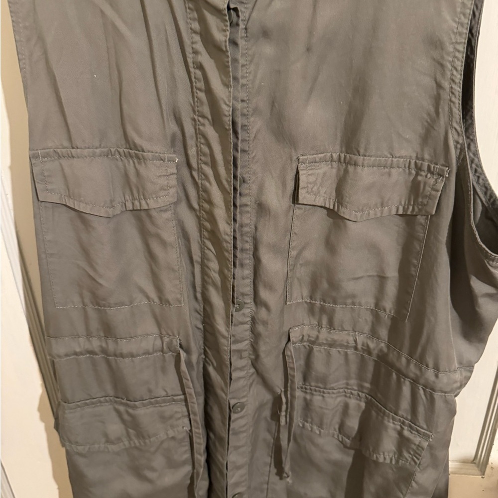 Cargo vest